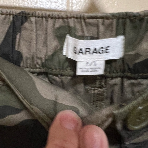 Garage, camo pants with elastic ankles - Picture 2 of 2
